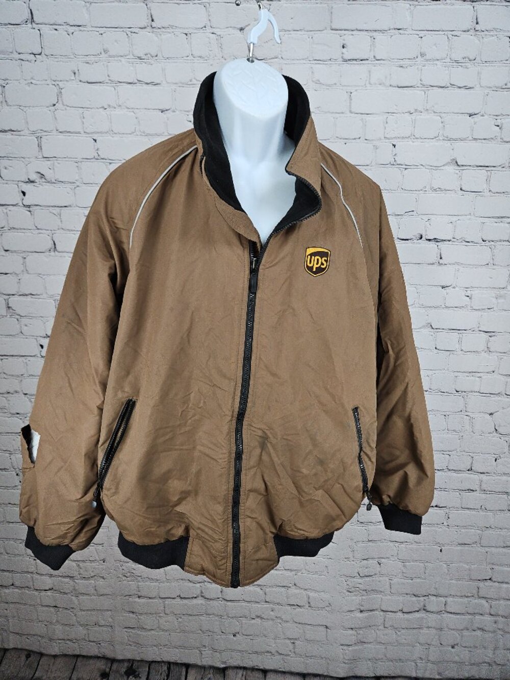 WearGuard UPS Brown Fleece Lined Zip Bomber Uniform Work Jacket XL